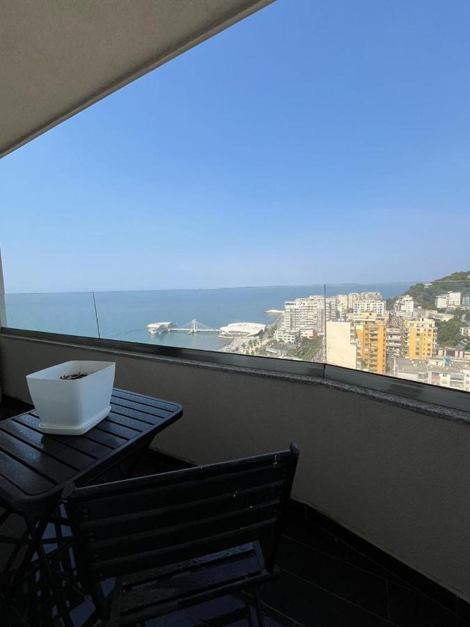 Suite apartment luxury front beach - Chambres d’hôtes Durrës