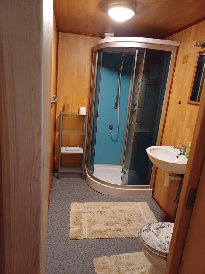 Camera Matrimoniale con Bagno Privato