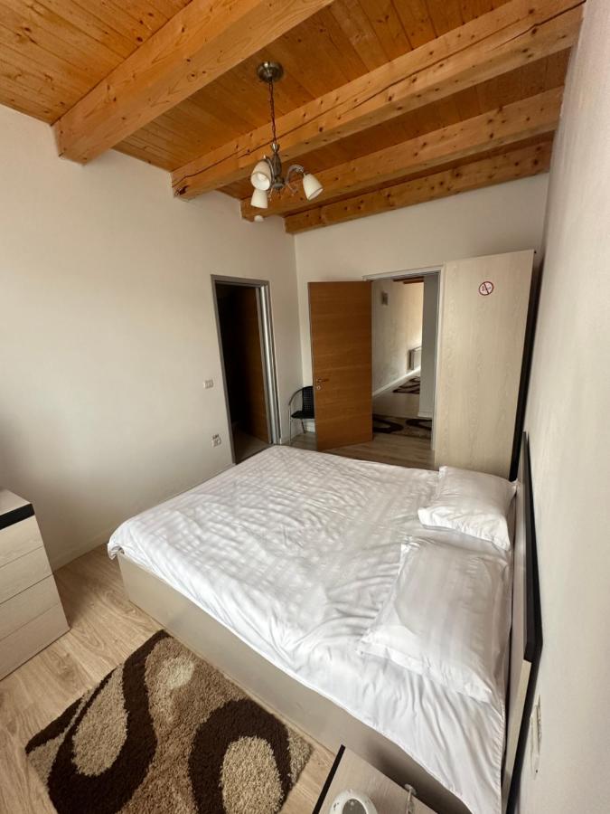 King Room with Mountain View