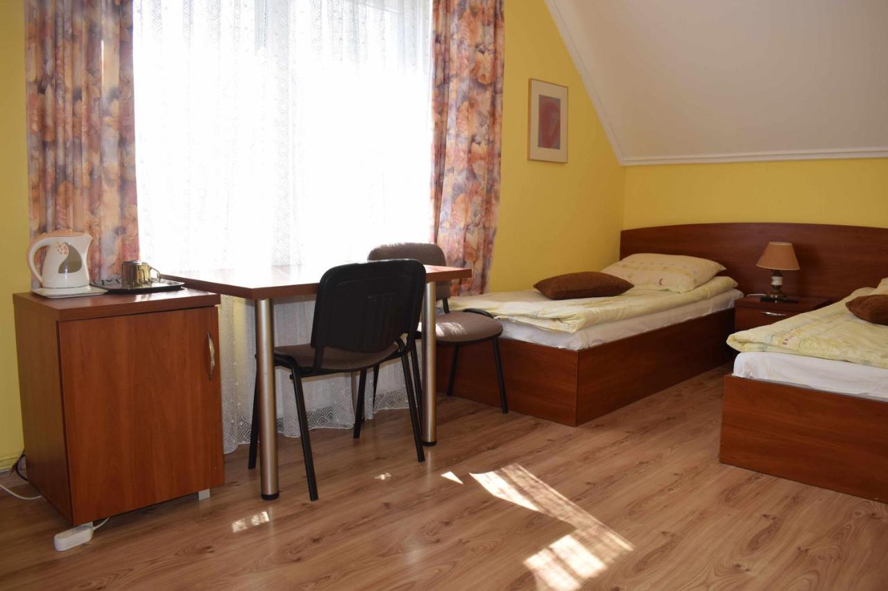 Large Double Room