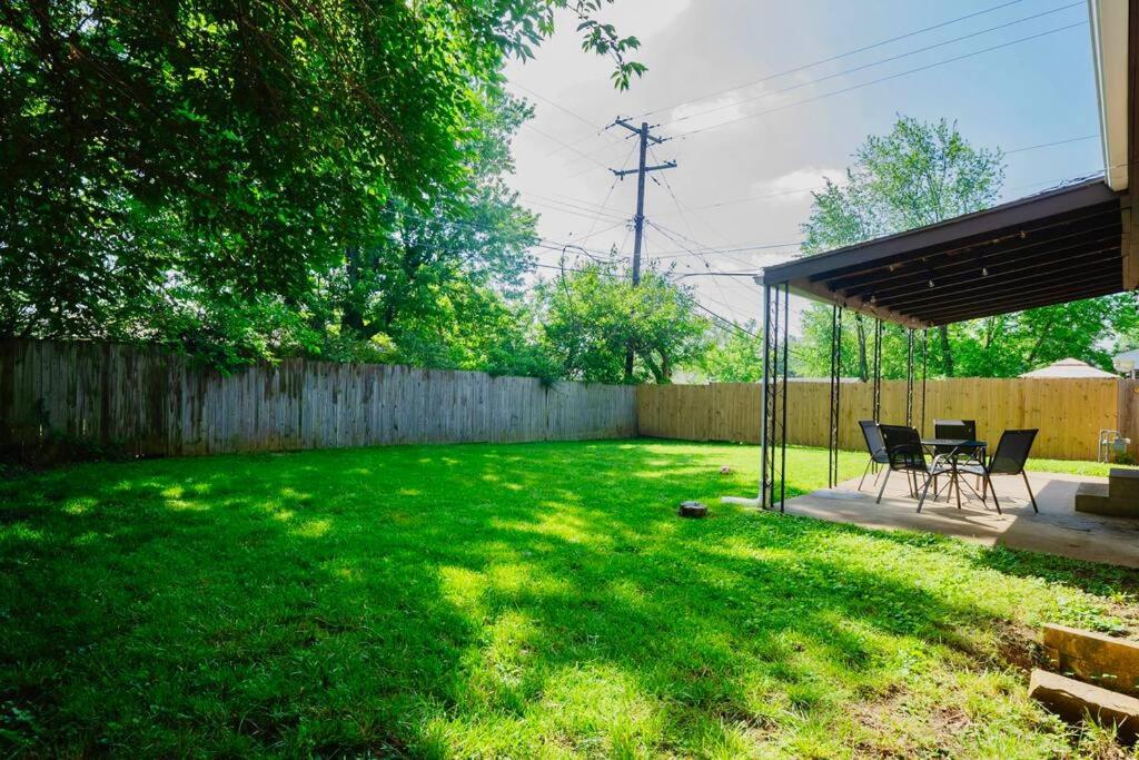 El Retro- Mid Century Ranch near Horse Park & Rupp - B&B