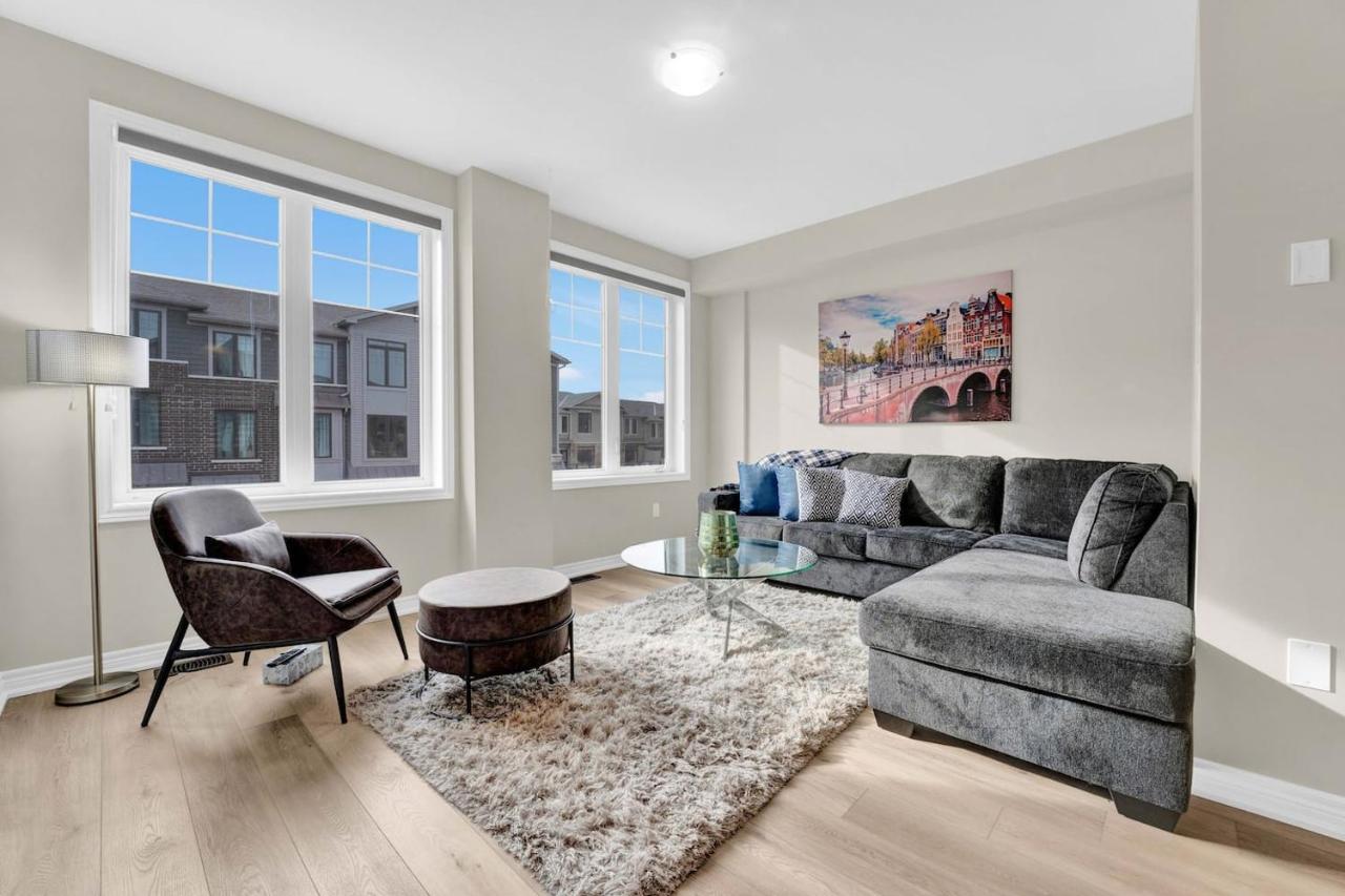 3br Near Highway401, Mill Race Park - Free Parking - B&B Cambridge