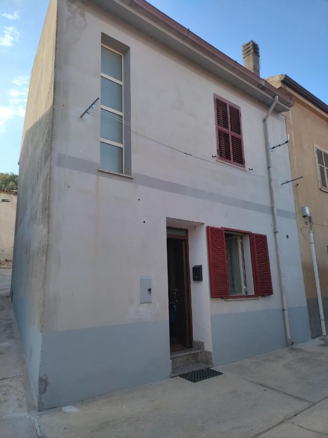 Cantaru house Bonnanaro SS - IUN S2953 - Chambres d’hôtes