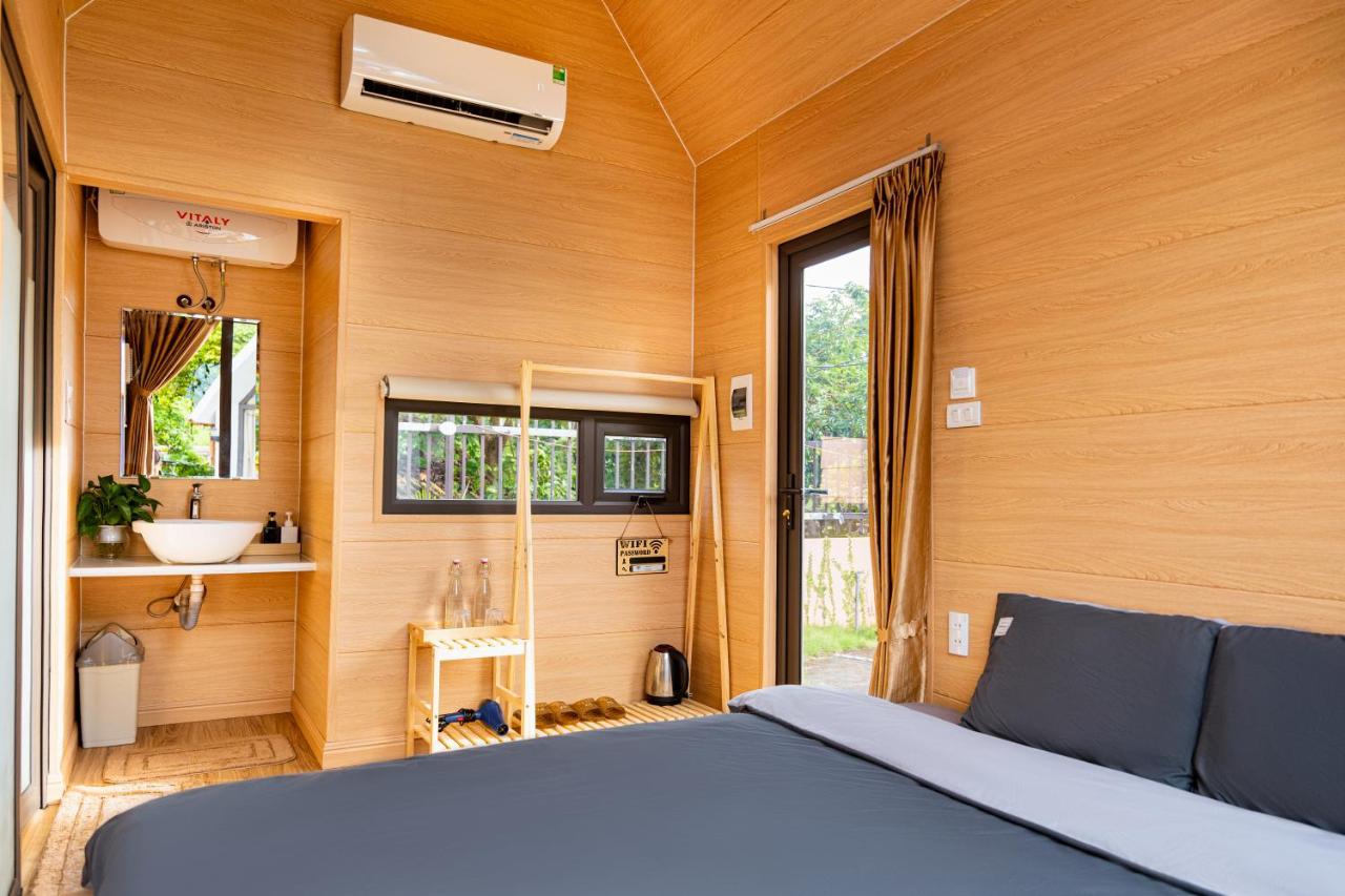 King Room with Lake View