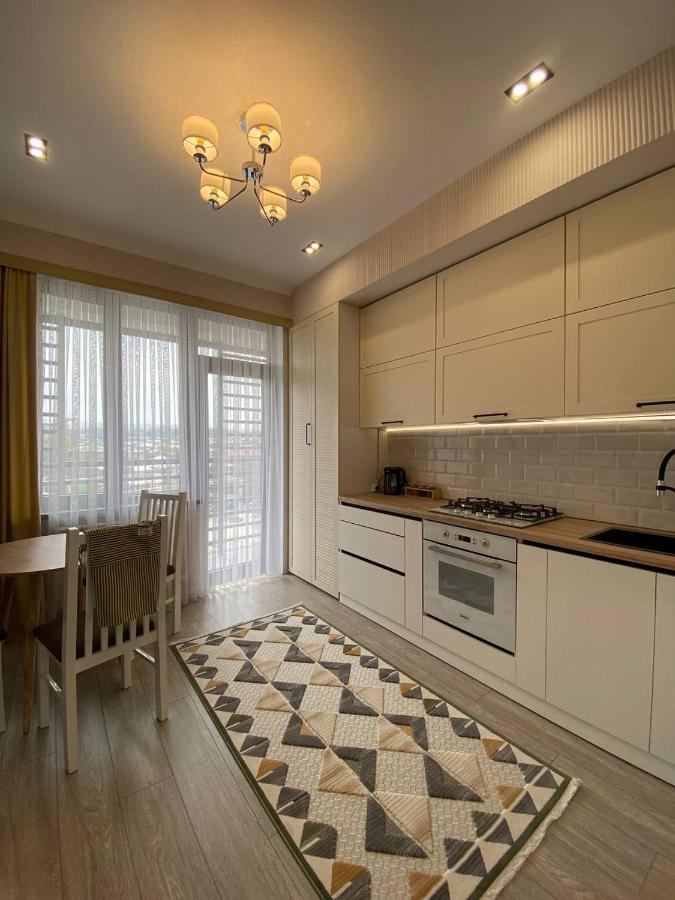 Appartamento con Vista e Balcone