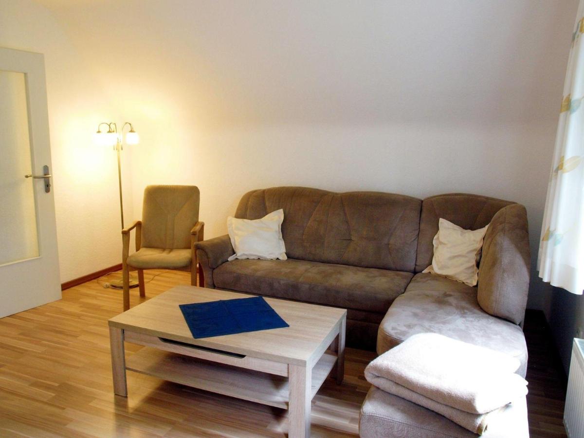 Two-Bedroom Apartment with Shower 