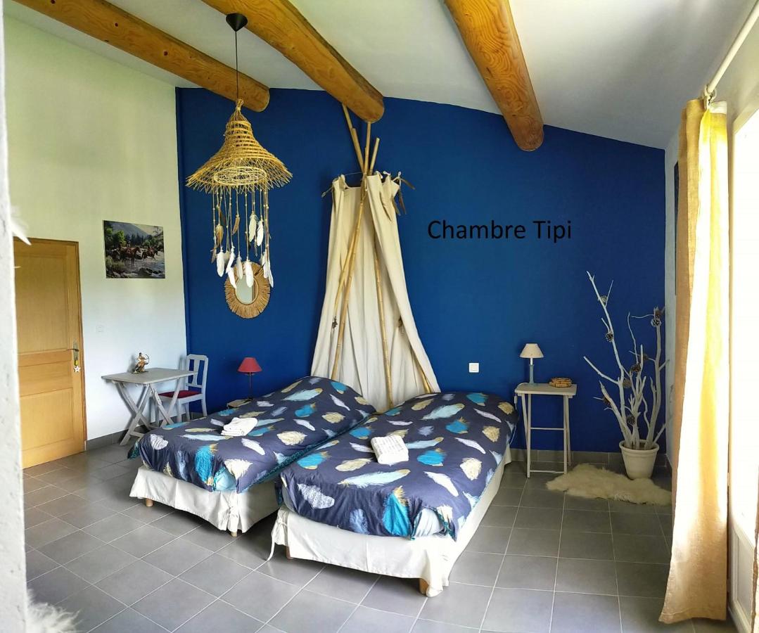 Twin Room with Private Bathroom