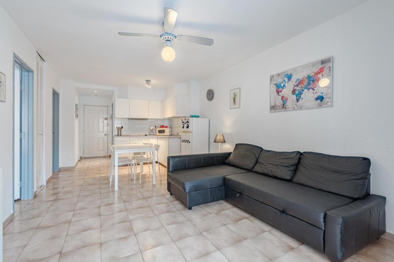 2 bed apart with pool view Castle Harbour C202 - B&B Los Cristianos