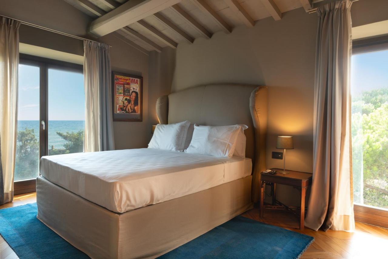 Camera Deluxe Matrimoniale con Vista Mare