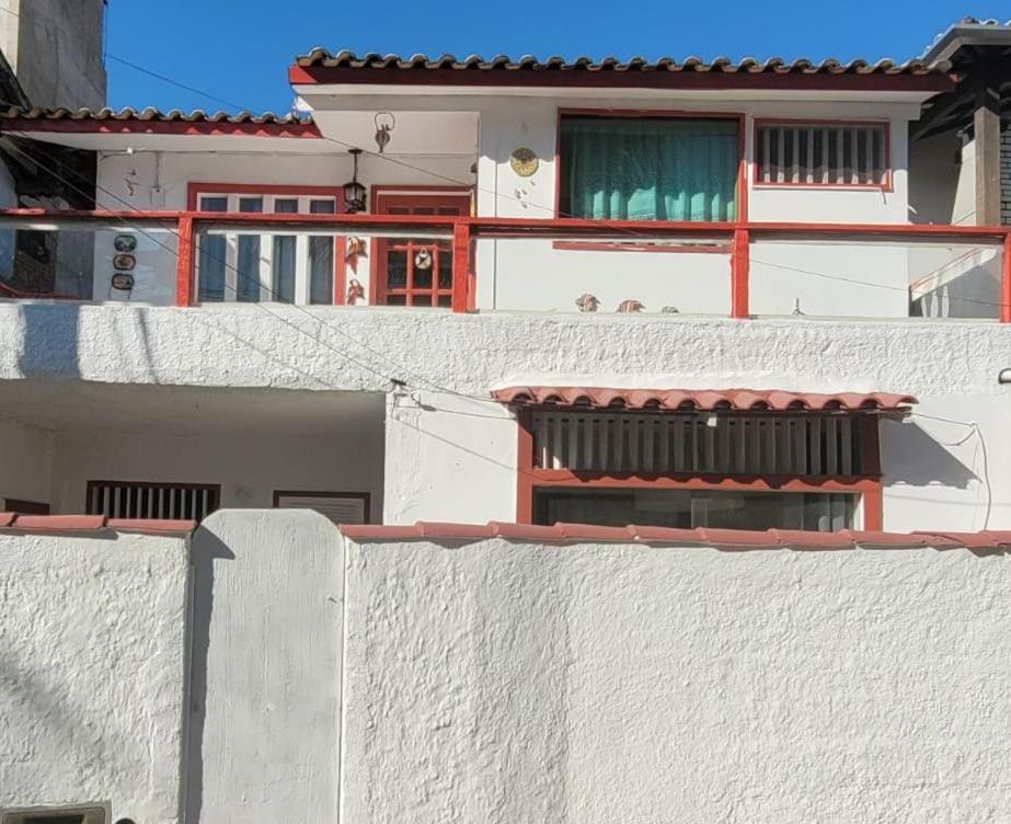 bela ossos - B&B