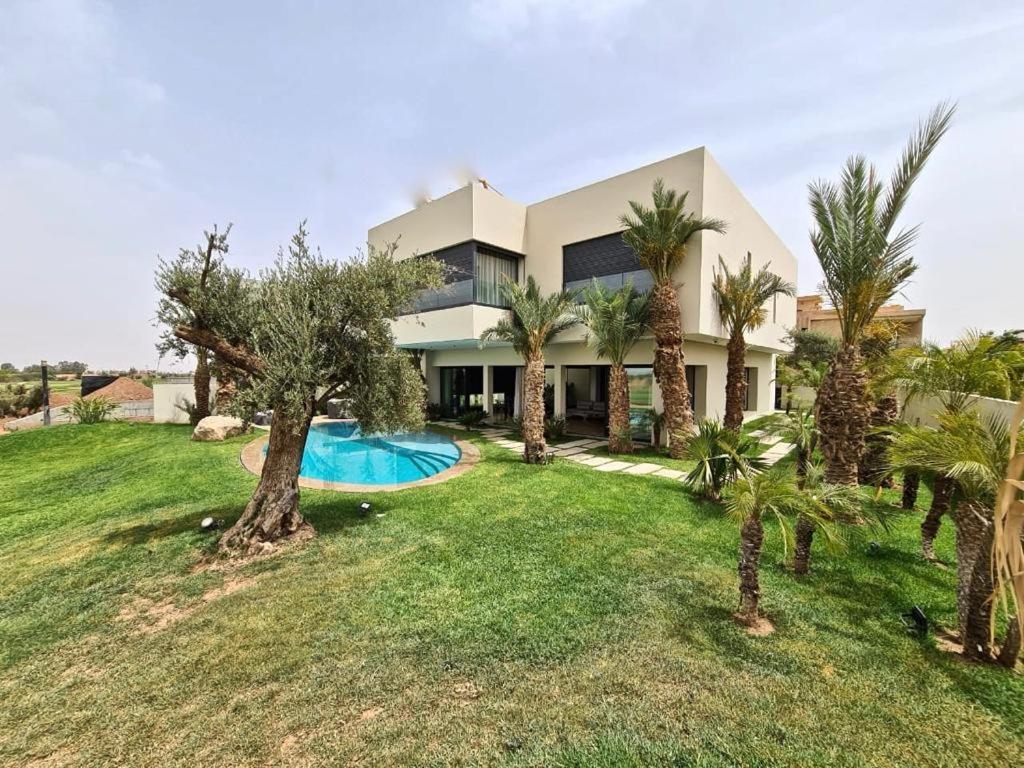 Villa de luxe sur Golf - Ferienwohnung
