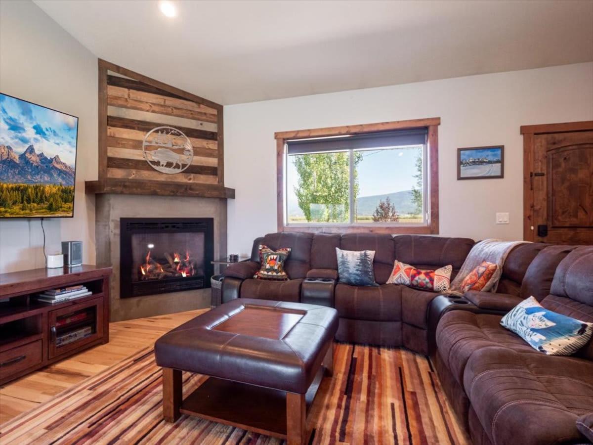 Targhee & Teton Getaway - B&B