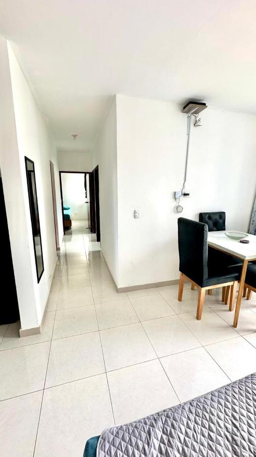 Apartamento amoblado cerca al mar - Chambres d’hôtes Carthagène