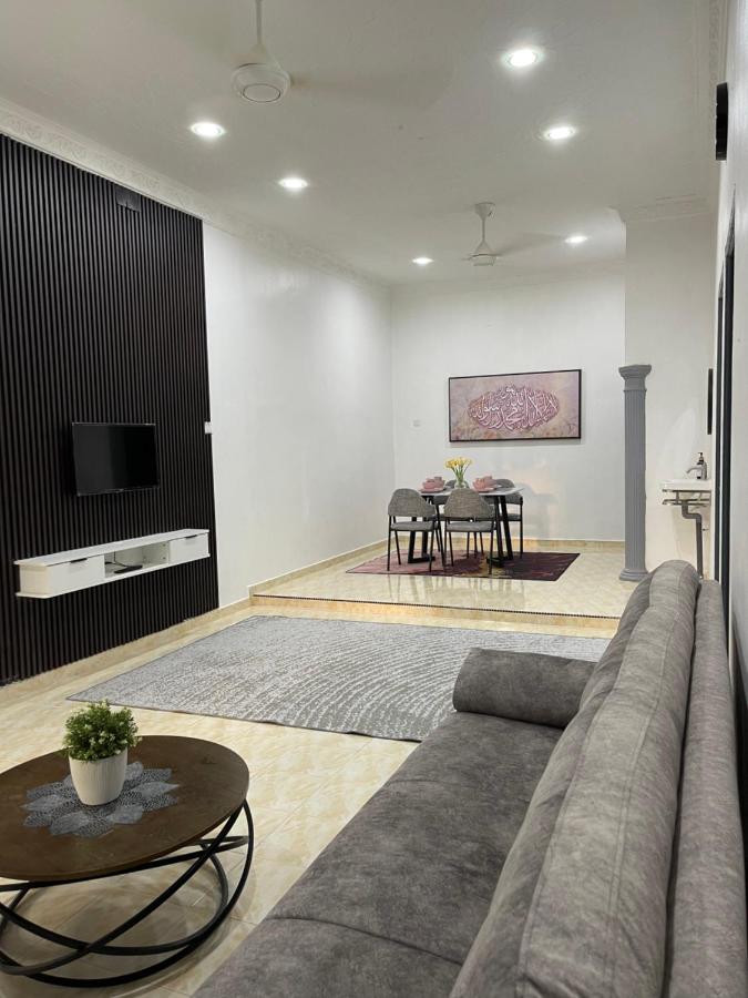 Tok Ayoh Homestay - B&B Kuala Terengganu