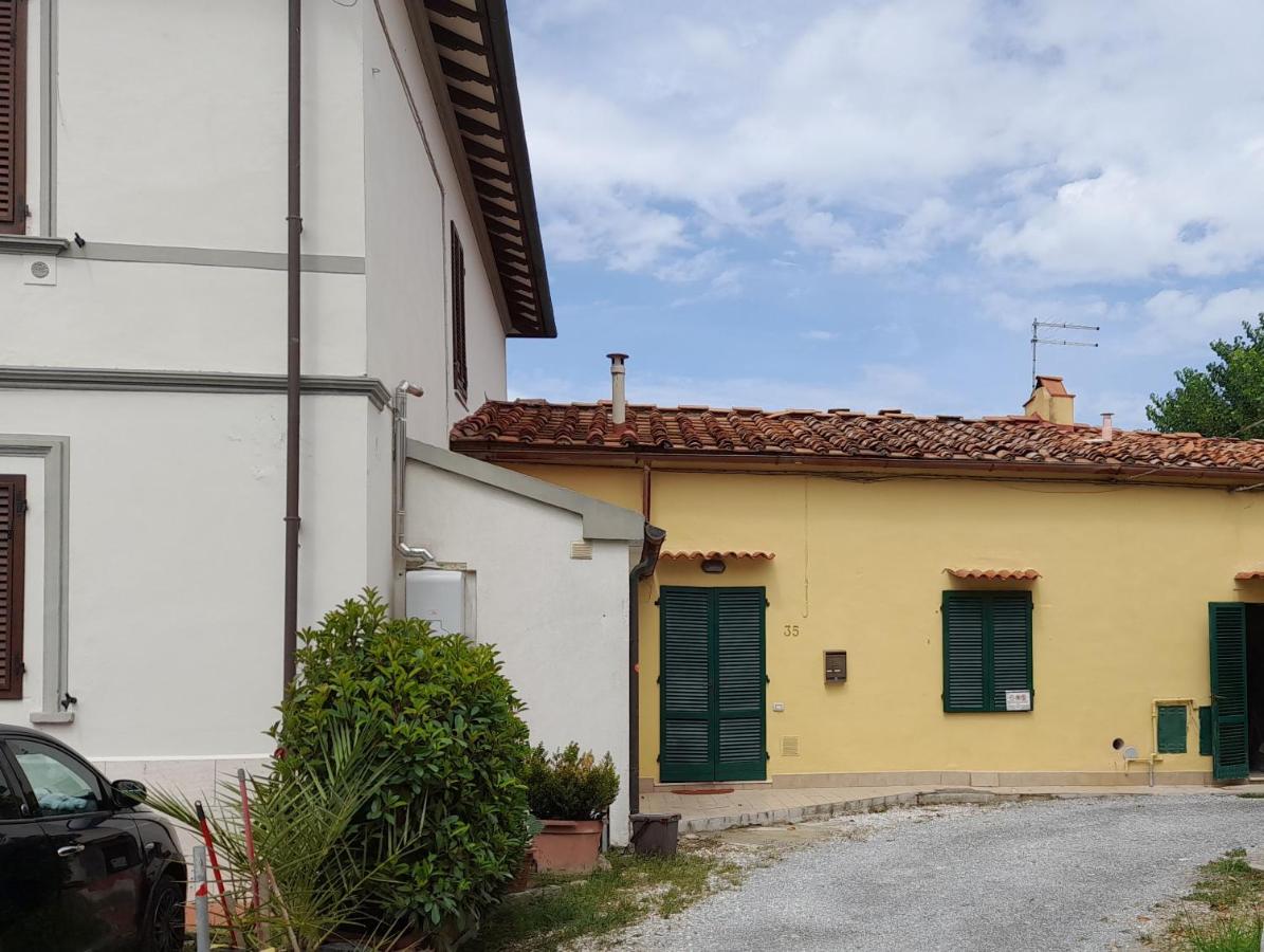 THE HOUSE BY THE RIVER 35 - B&B