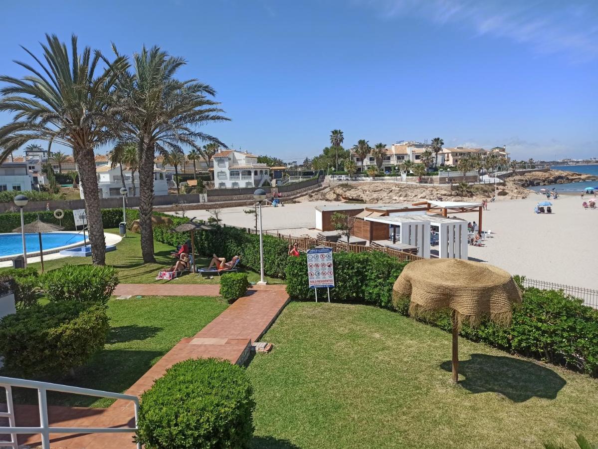 Apartamento en la playa de Cala Capitán -Cabo Roig- Orihuela Costa - B&B