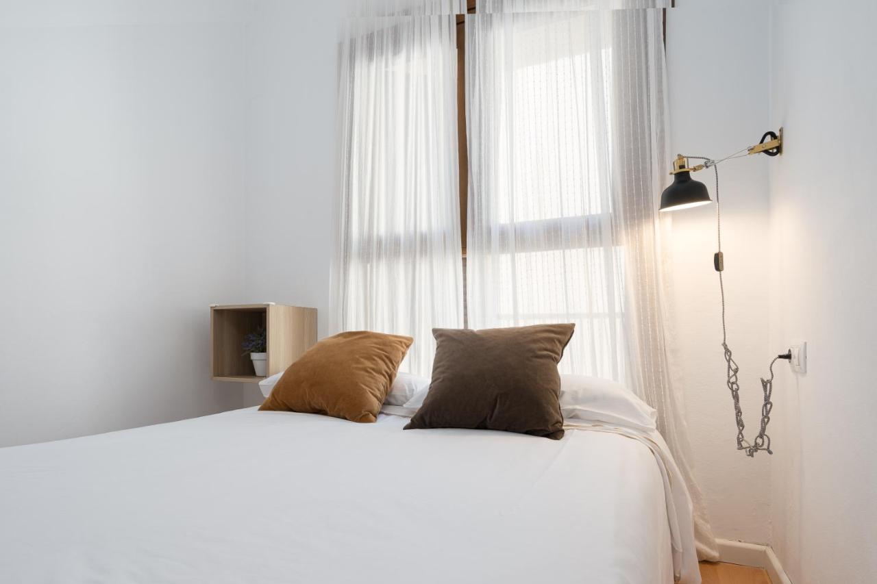 Apartamento con balcón