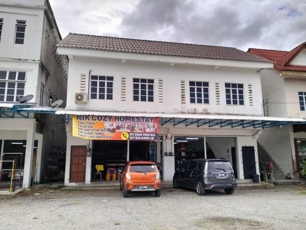 Nick Cozy Homestay 1st Floor - B&B Kampung Jeli