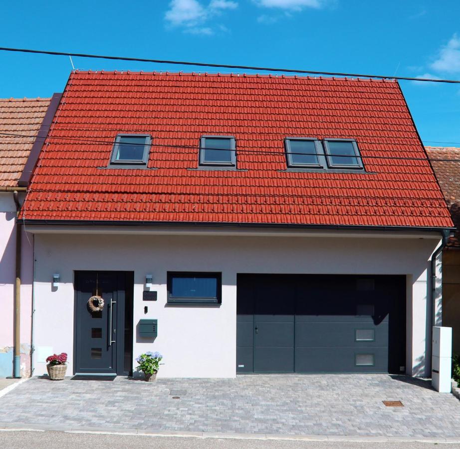 V rajské zahradě - B&B Tvrdonice