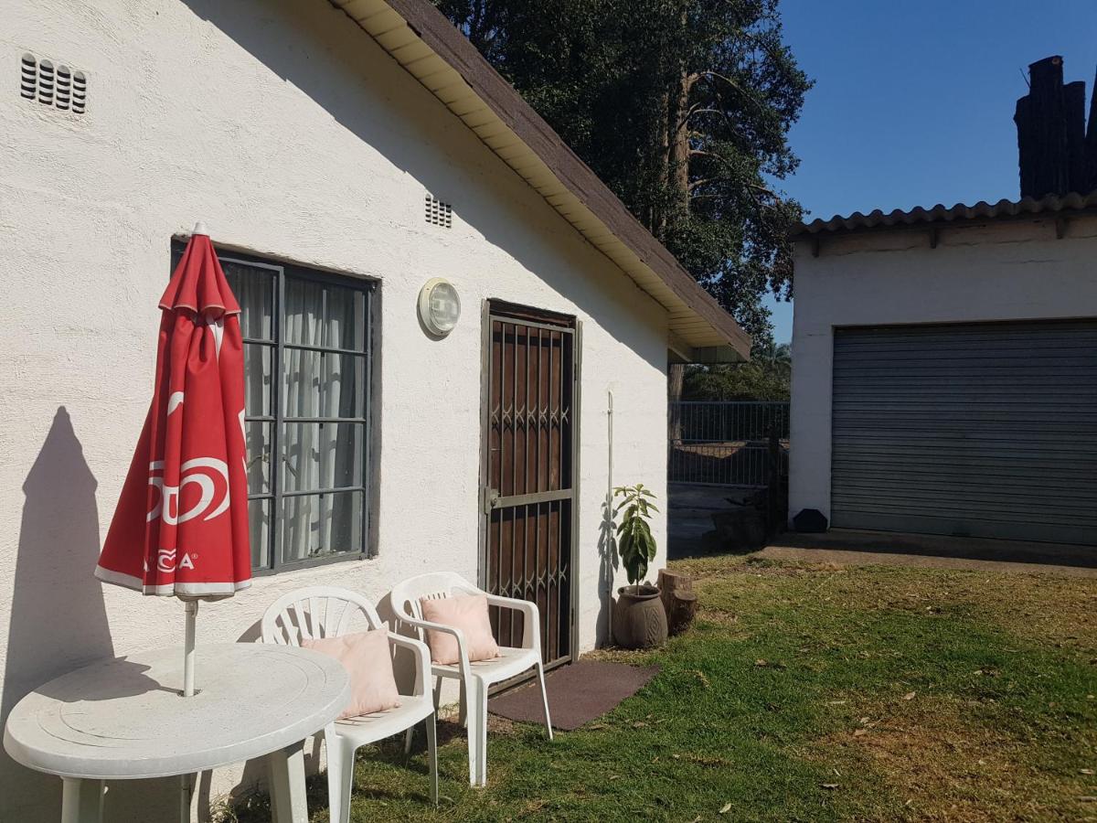 Hillcrest House - Bed and Breakfast Hillcrest