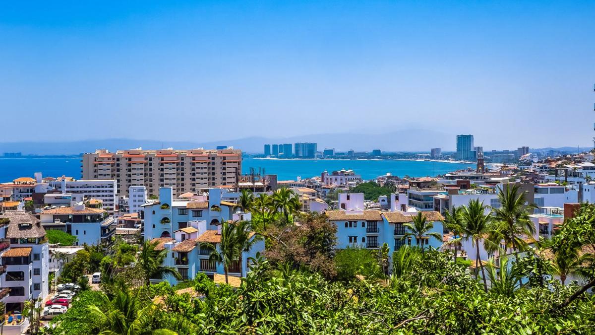 Two-Bedroom Apartment with Terrace and Sea View