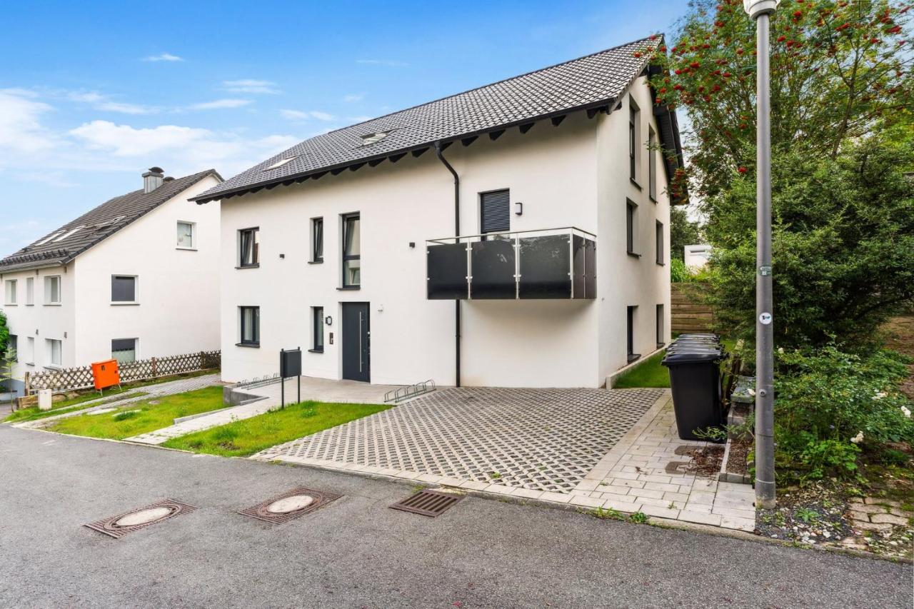 Stylisches Apartment mit Balkon & kostenlosem Parkplatz Beste Lage in Bielefeld - Chambres d’hôtes