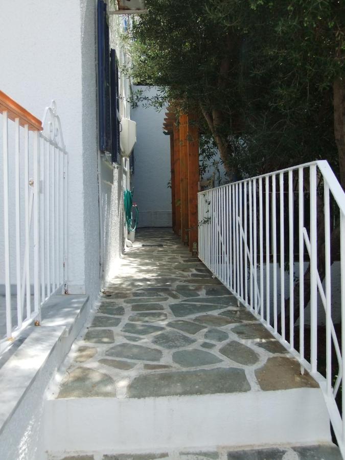 Tatsis Apartments - B&B Masoúri