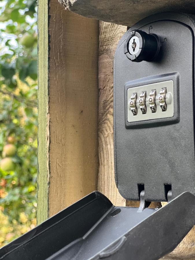 The Cabin - B&B Bradford-on-Avon