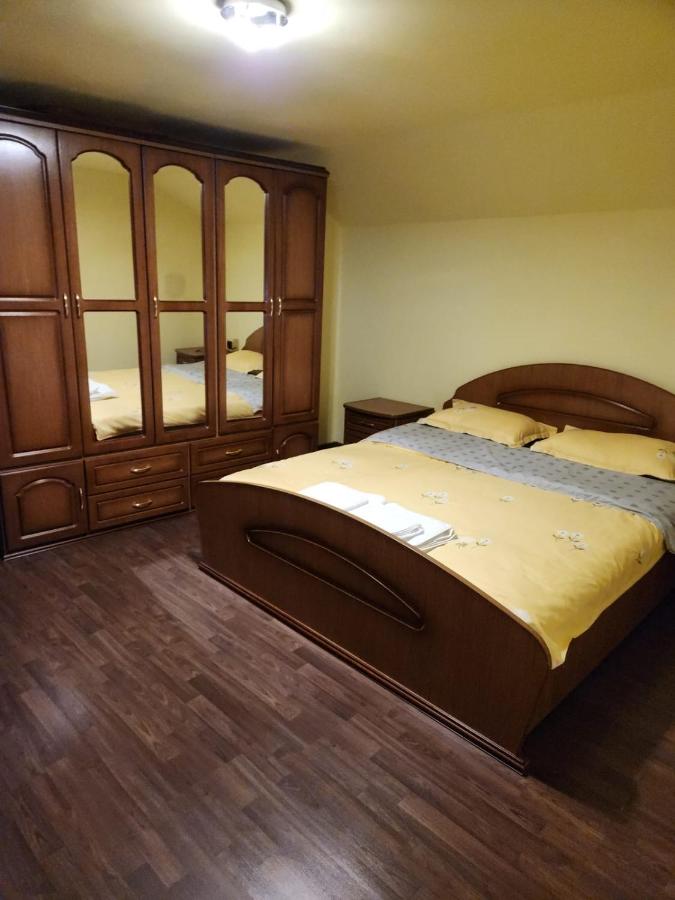Habitación Doble con baño compartido