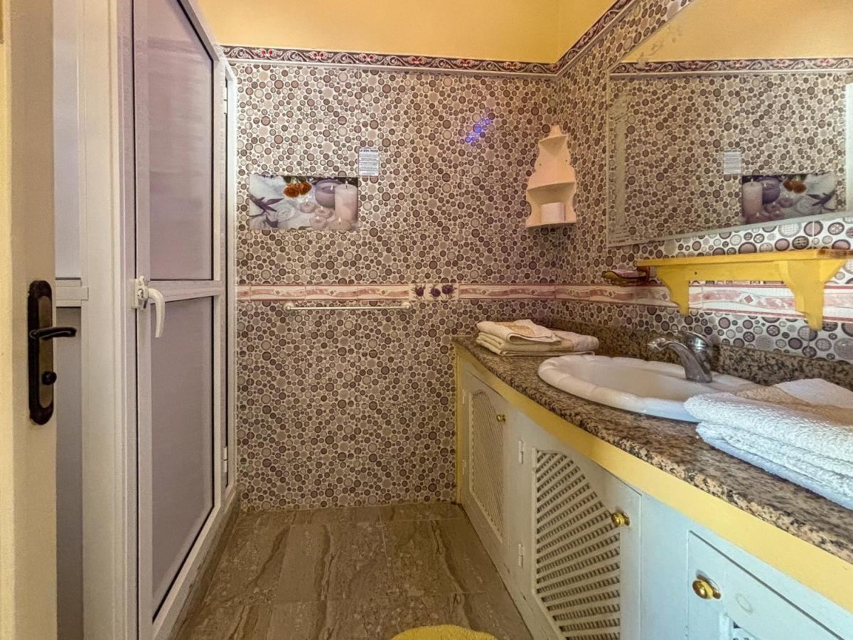 Deluxe Zimmer mit Kingsize-Bett