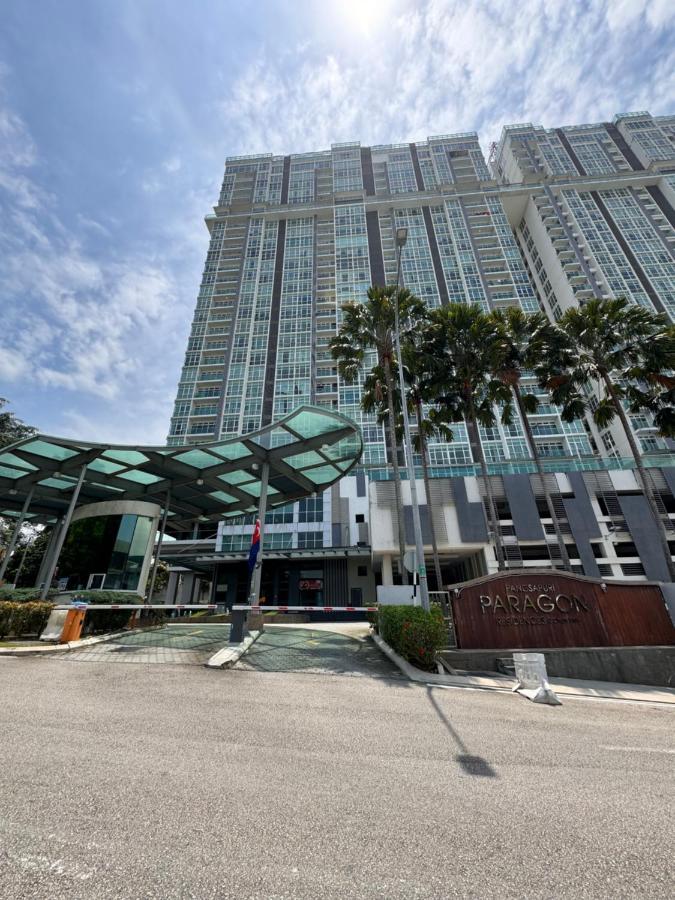 Paragon Residence 8-12pax-Big Balcony with BBQ - B&B Johor Bahru