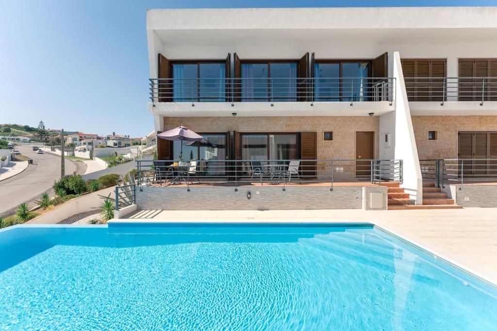 Eyes on the Lagoon - Condomínio privado com piscina - Bed and Breakfast Foz do Arelho