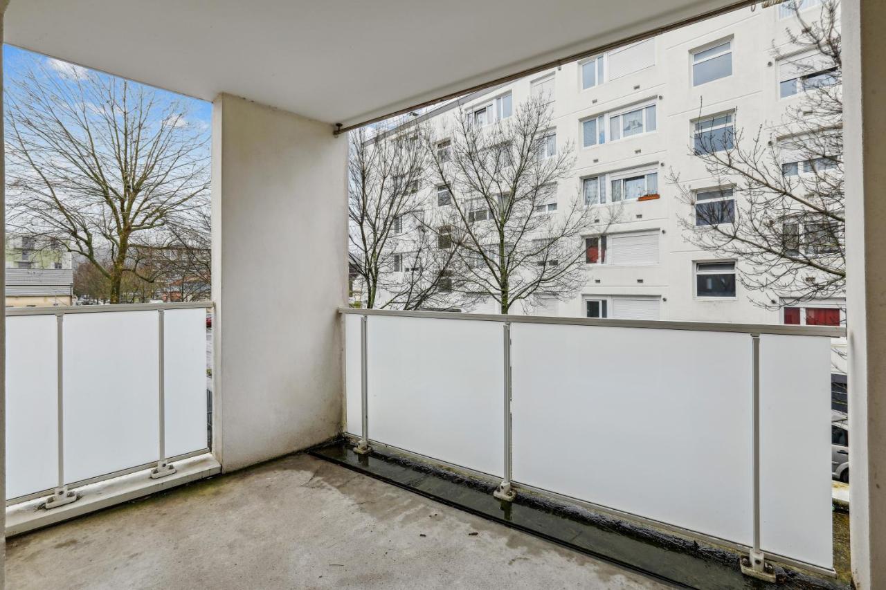 chic apart with terace and parking - Chambres d’hôtes