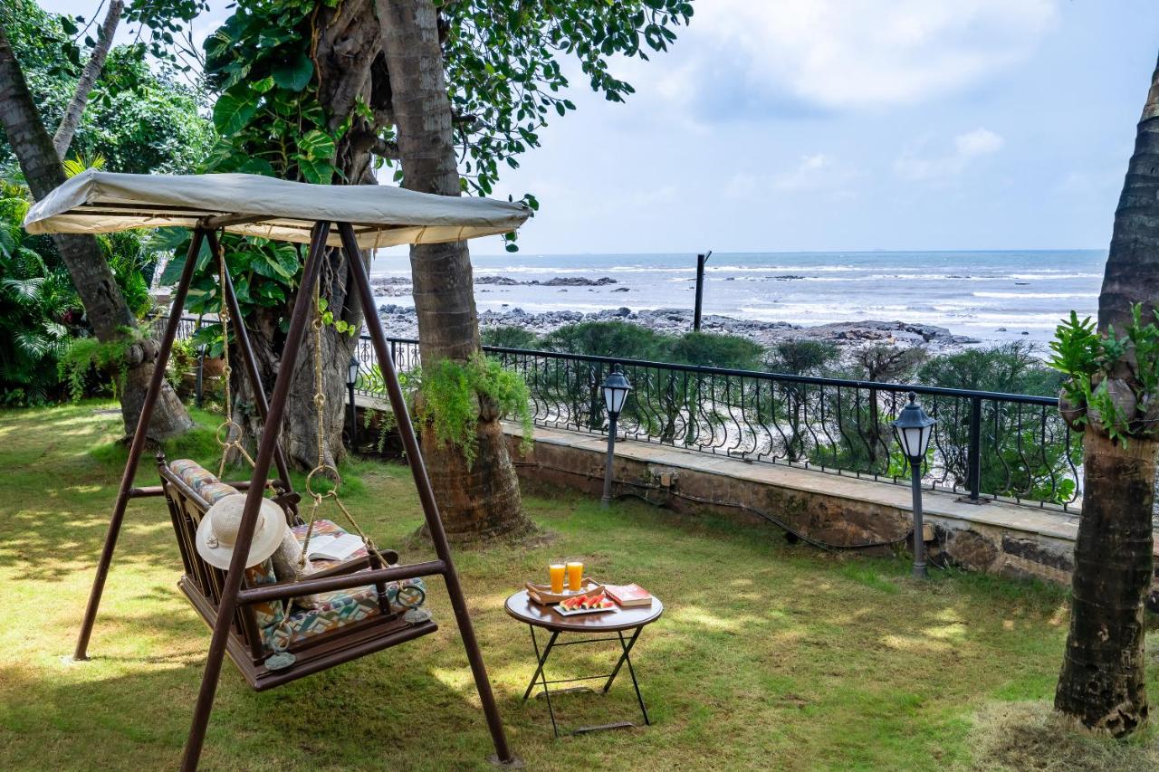 SaffronStays Time and Tide - 5BHK Sasawane Beach Villa with Private Pool, Vegetarian & Family Celebrations - Ferienwohnung Kolgaon