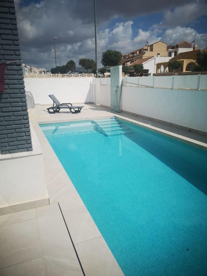4-Bed Villa La Vita e Bella-Private Pool & Terrace - Ferienwohnung Murcia