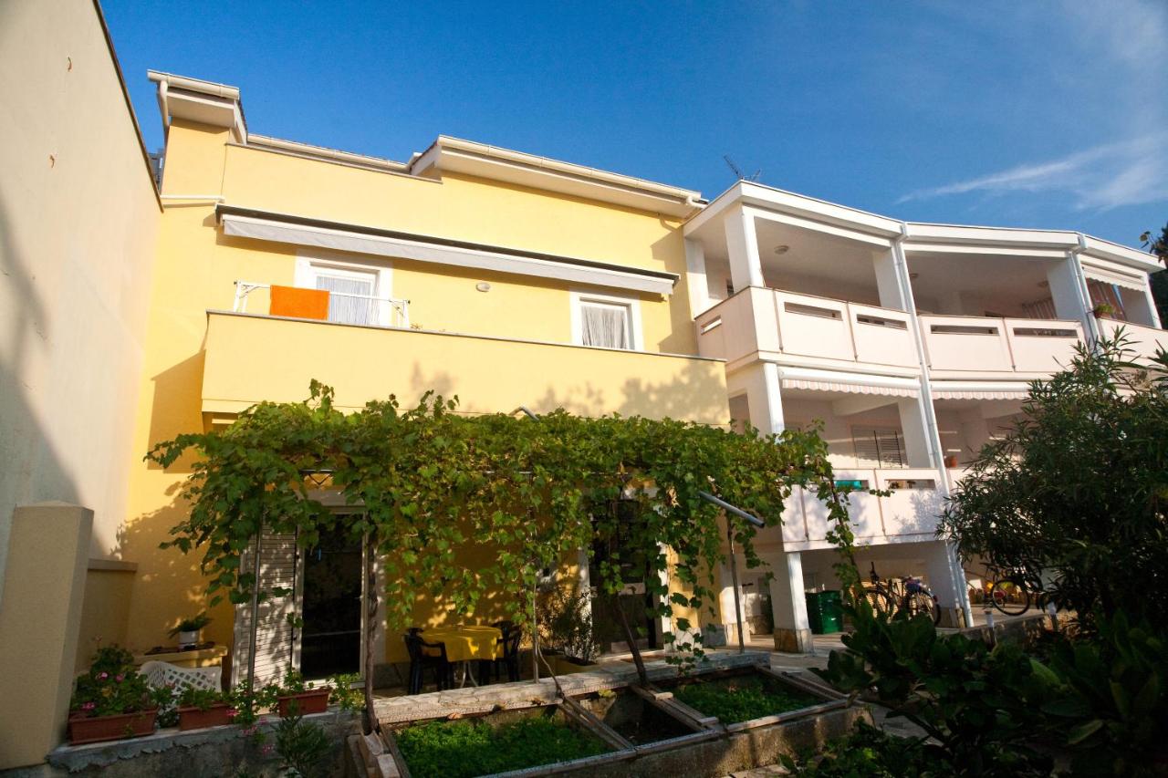 Sulina, Punat central location - B&B Punat