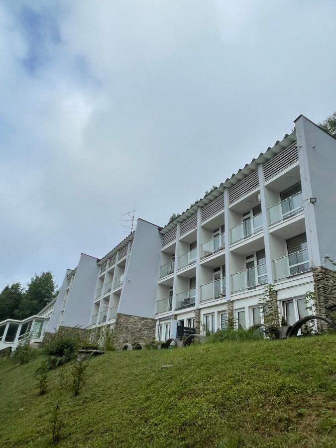 Apartamenty Ustroń Wczasowa 90 - B&B
