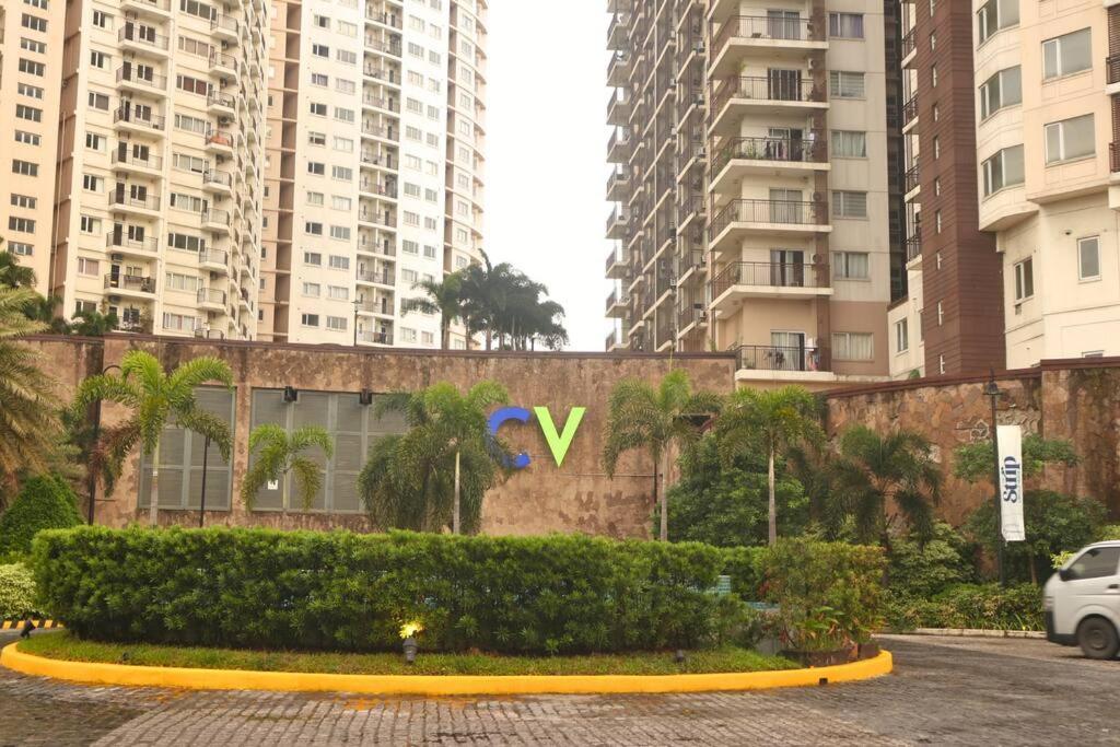 Modern Nordic 1 Bedroom Condo near Eastwood, Quezon City - Chambres d'hôtes Manille