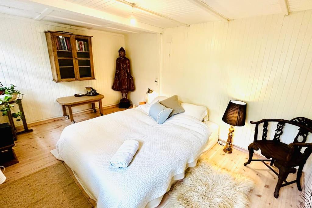 Rågeleje's Oasis - Coastal Home with Wood Burning Sauna - B&B
