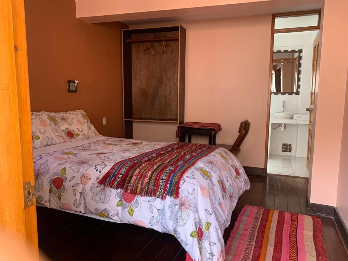 Chambre Lit Queen-Size avec Balcon