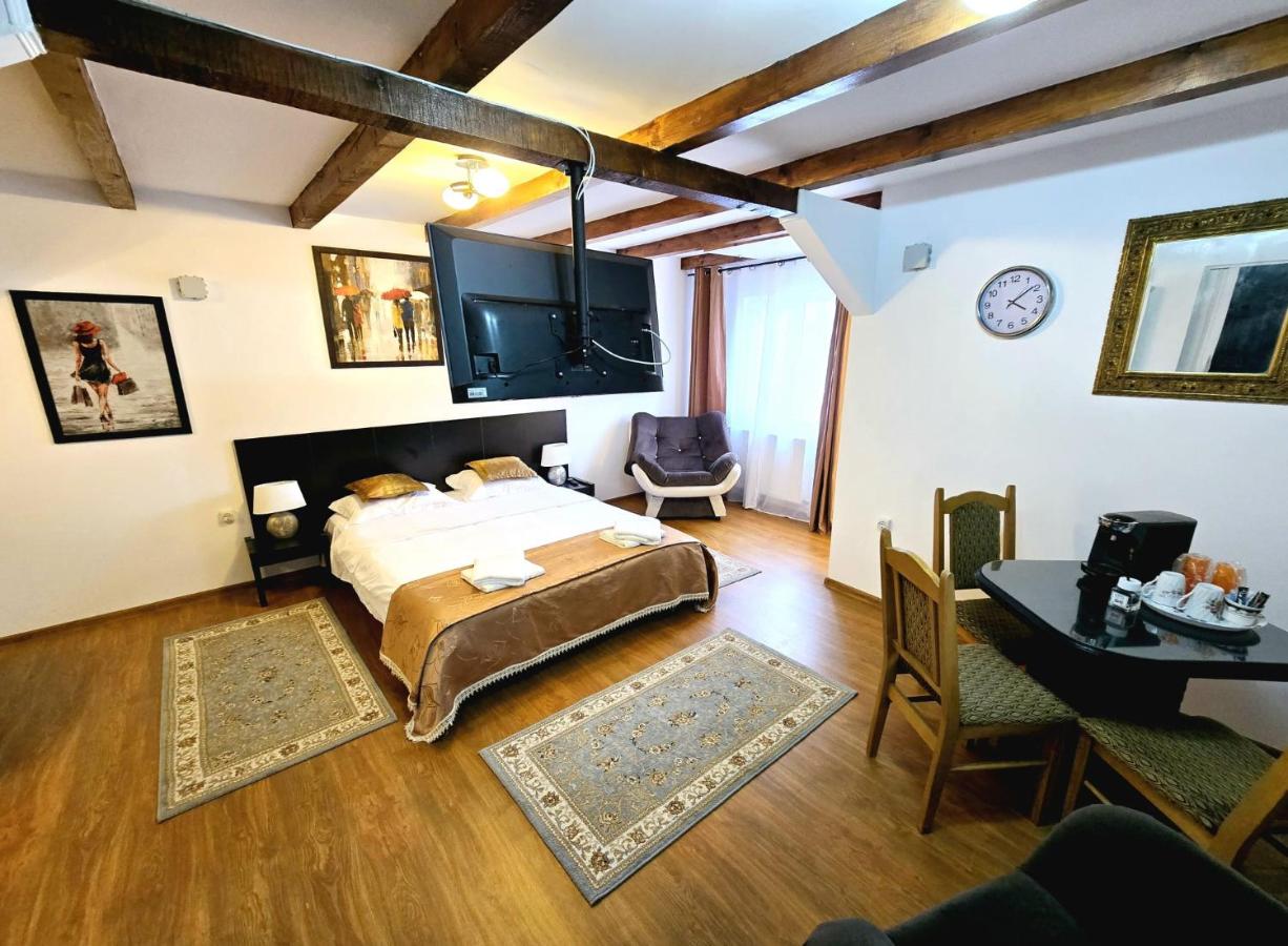 Double Room with Terrace