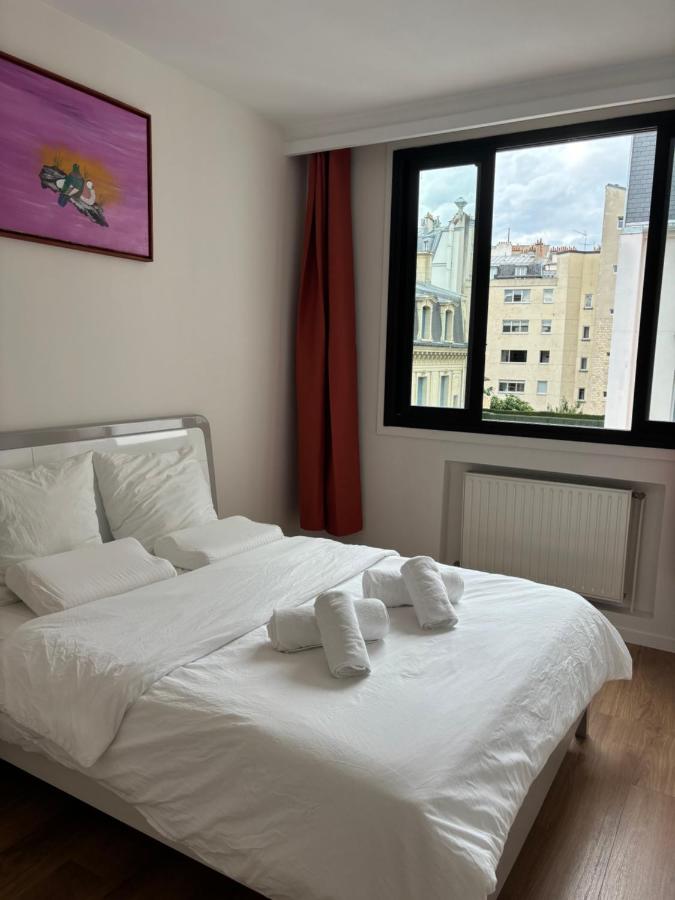 Room Iéna boissière - B&B