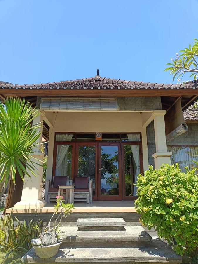 Putra'Lebah Amed Guest House - B&B