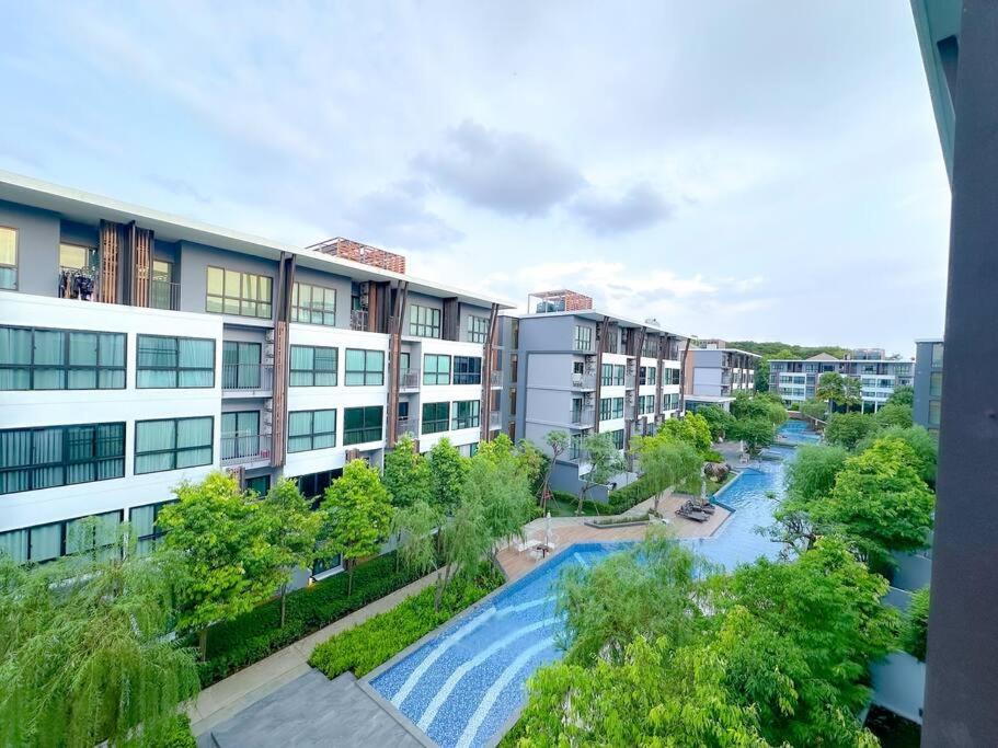 Condo Near Chiang Mai Airport - B&B