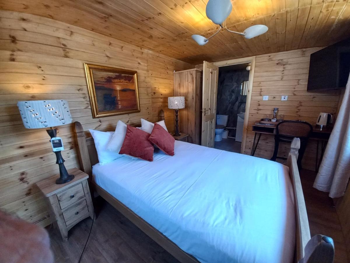 Doppelzimmer mit Patio