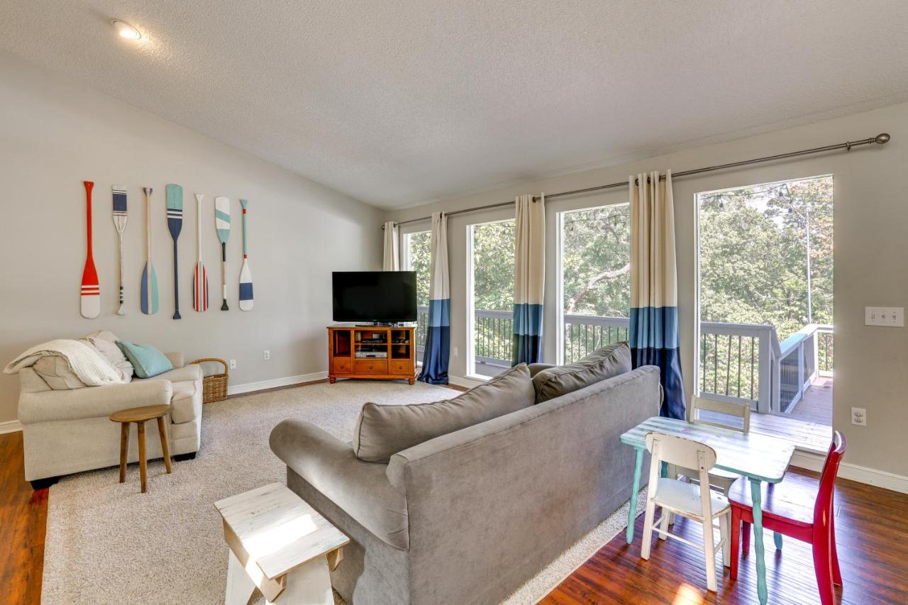 Garfield Vacation Rental with Beaver Lake Access! - B&B