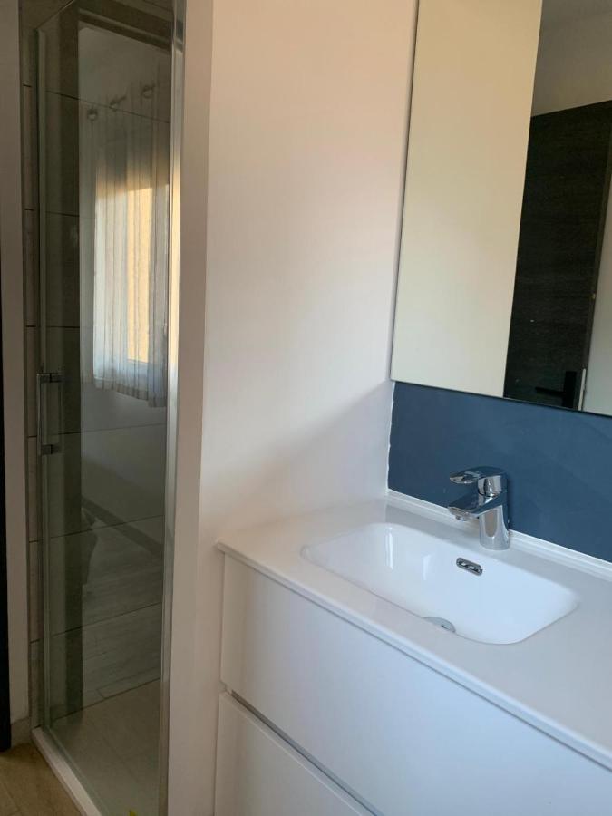 Apartment mit 2 Schlafzimmern und Balkon