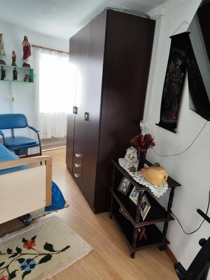 Single Room with Private Bathroom