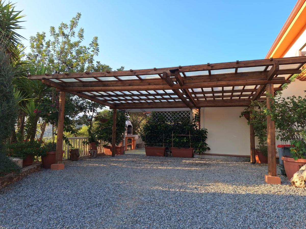 Inteserras - Bed and Breakfast Triei