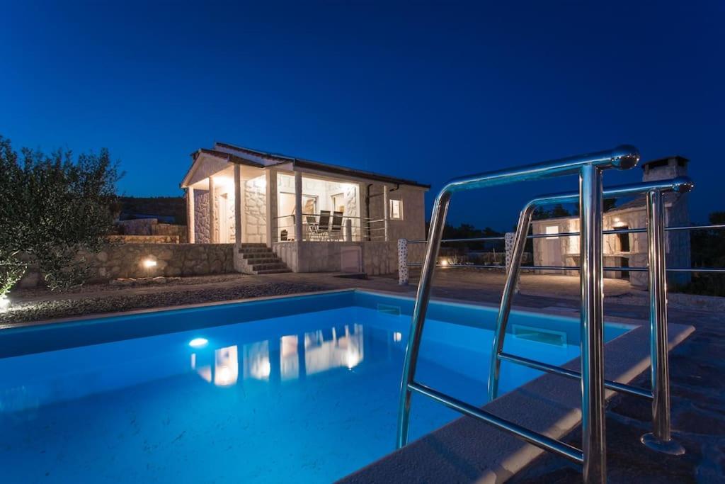 Villa Butterfly - Seget Gornji - B&B